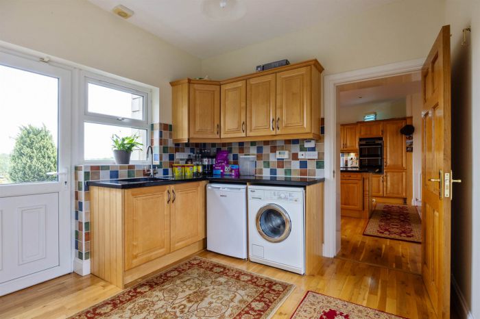 128 Old Ballynahinch Road