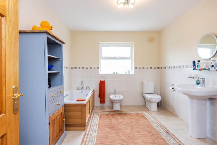 128 Old Ballynahinch Road