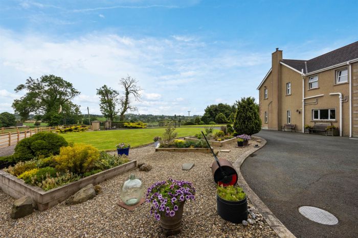 128 Old Ballynahinch Road