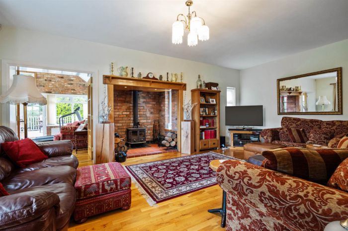 128 Old Ballynahinch Road