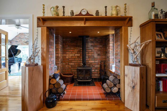 128 Old Ballynahinch Road