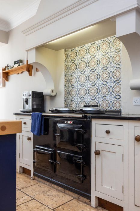 Dundarave, 53 Malone Park