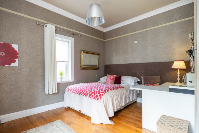 Dundarave, 53 Malone Park