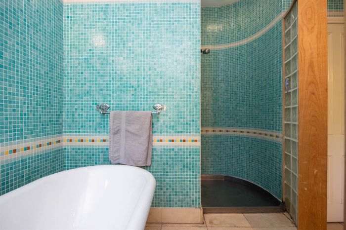 Dundarave, 53 Malone Park