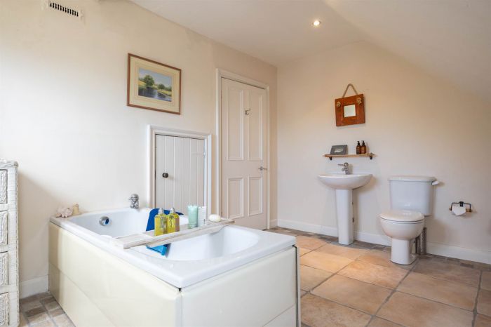 Dundarave, 53 Malone Park