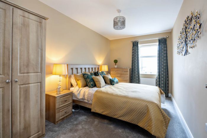 Cotton, 42 Rushfield Place