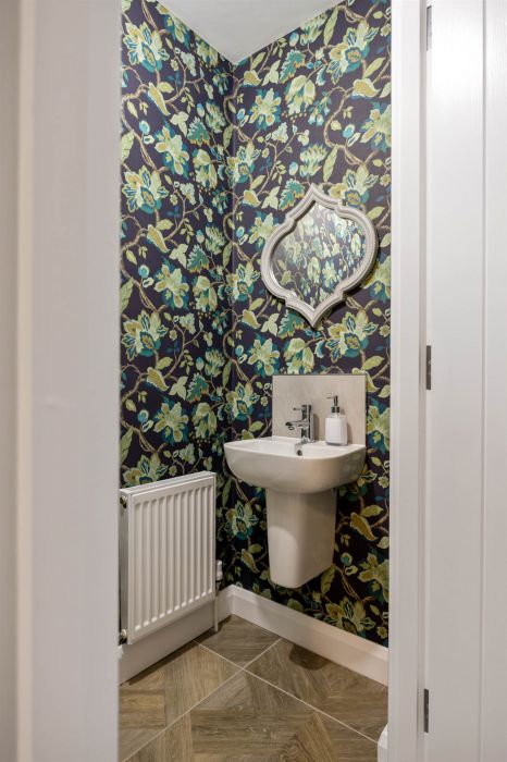 Cotton, 42 Rushfield Place