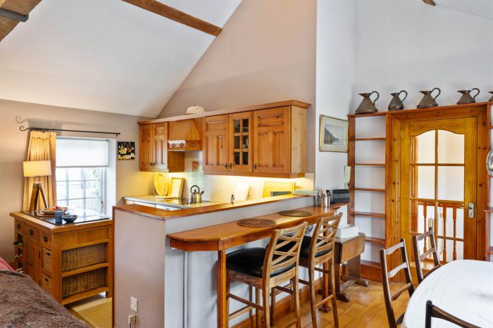 The Coach House, 13A Main Street