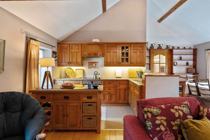 The Coach House, 13A Main Street