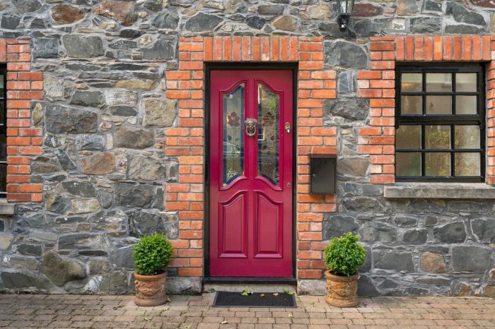 The Coach House, 13A Main Street