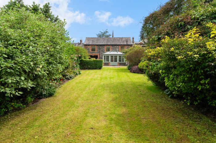 The Coach House, 13A Main Street