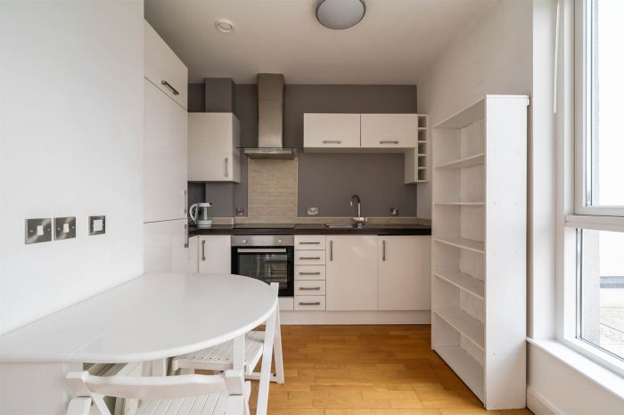 32 The Hull Building