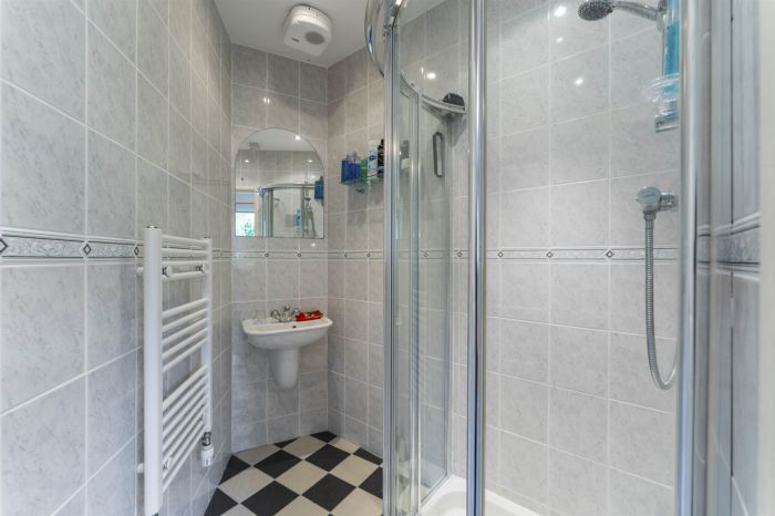 56 Upper Malone Gardens