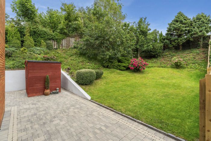 56 Upper Malone Gardens