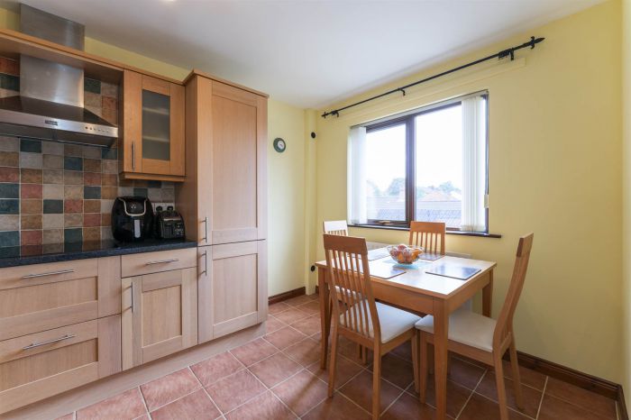 56 Upper Malone Gardens