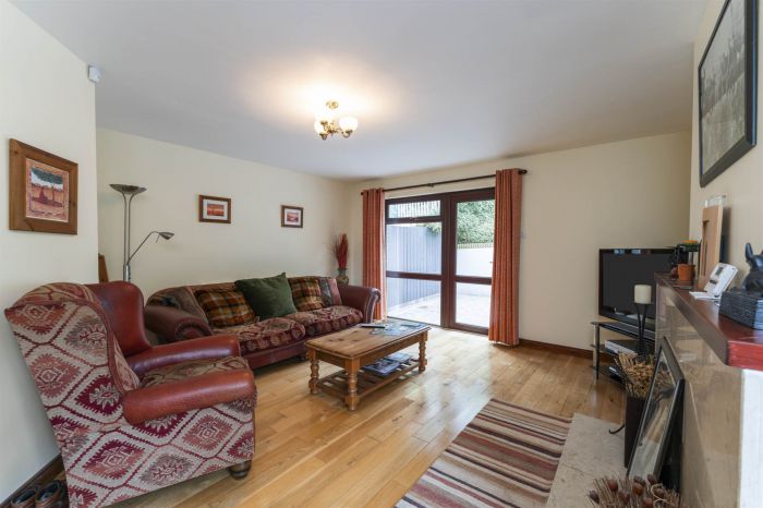 56 Upper Malone Gardens