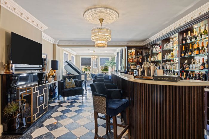 Glen Park, 68 Glen Road