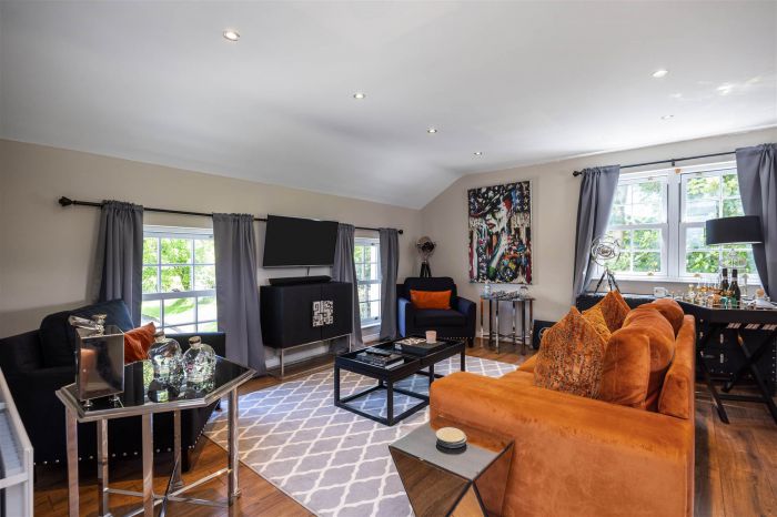 Glen Park, 68 Glen Road