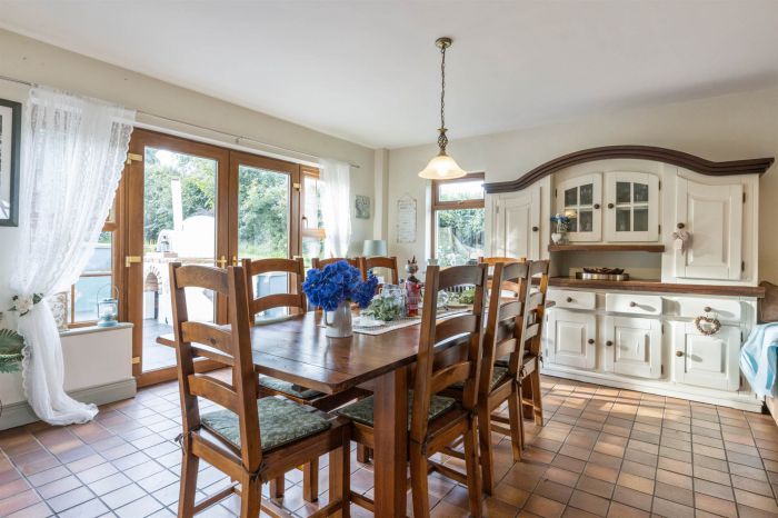 Brangtang Lodge, 180 Woodburn Road