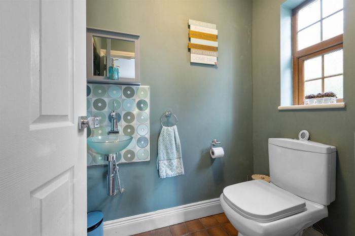 Brangtang Lodge, 180 Woodburn Road