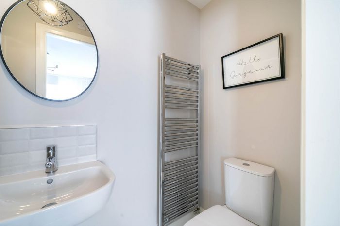 23 Ashbourne Manor Square