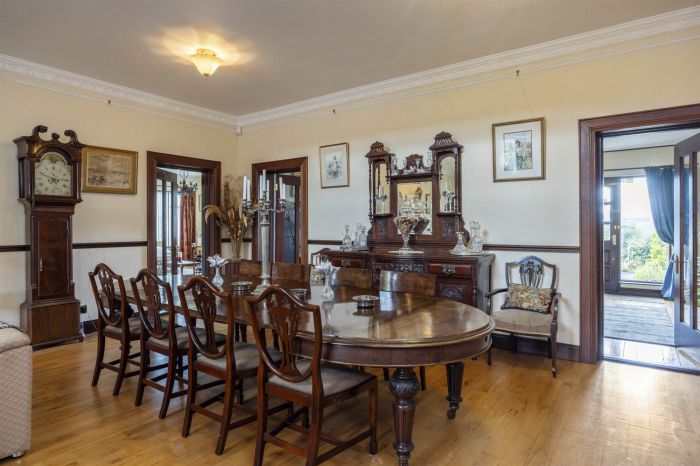 11 Ballyhartfield Road