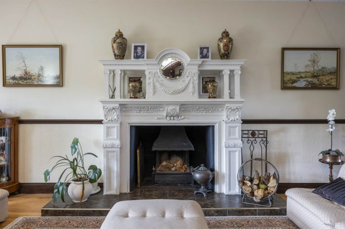 11 Ballyhartfield Road