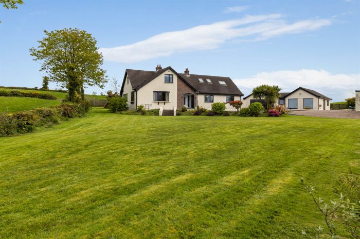 Lane End, 86 Fort Road