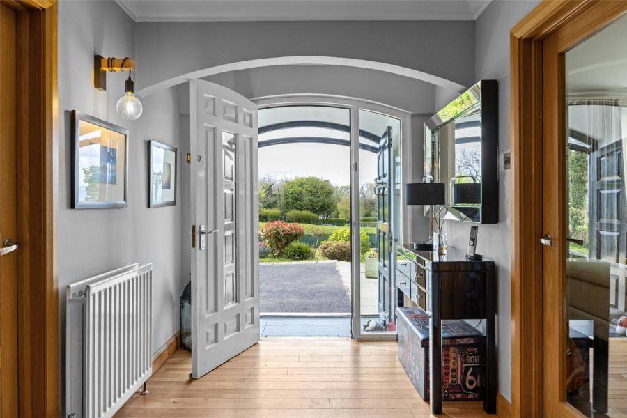 Lane End, 86 Fort Road