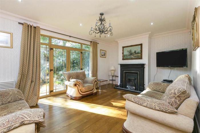 27B Deramore Park 27B Deramore Park