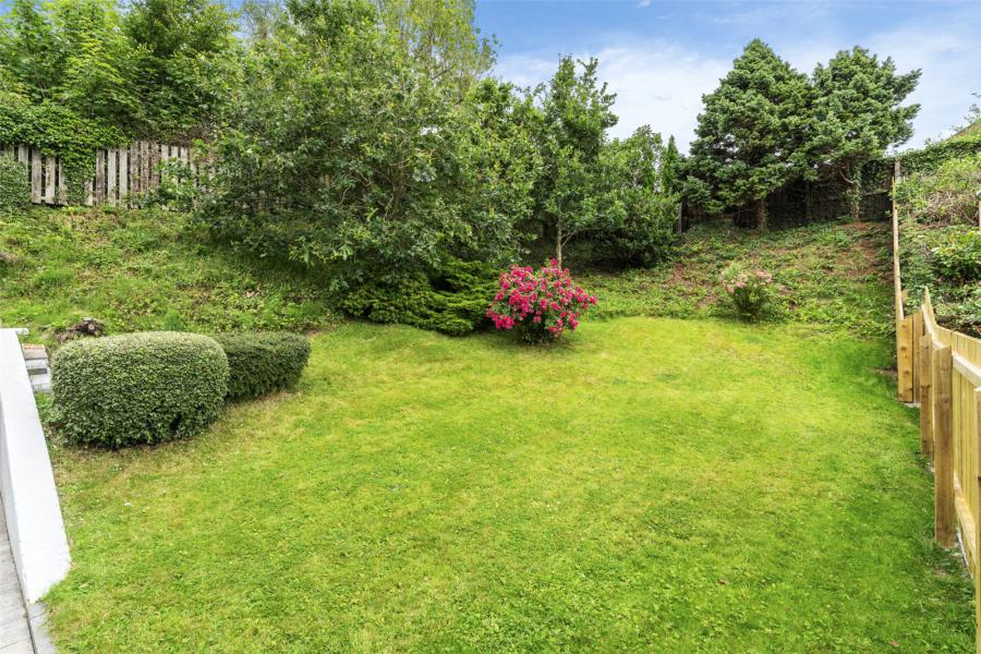 56 Upper Malone Gardens