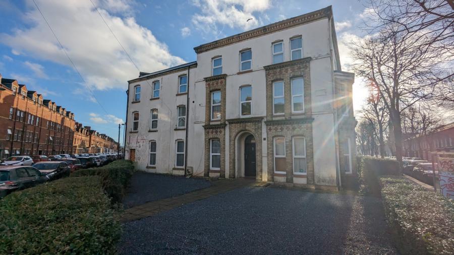 APT 2, 37 Cromwell Road, Botanic Avenue, belfast, county antrim, BT7 1JX