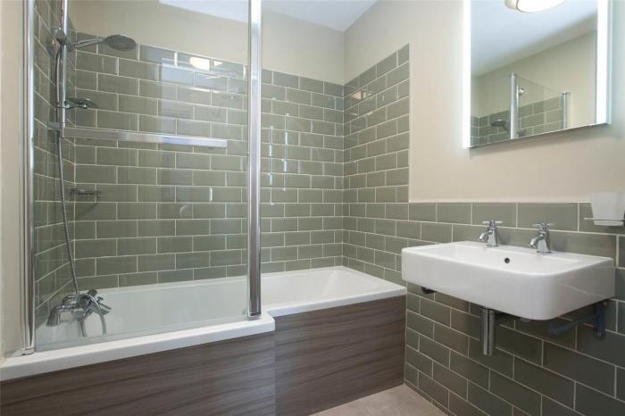 Three Bedroom Apartment, Windsor Road Residence