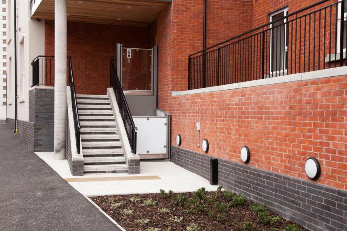 Three Bedroom Apartment, Windsor Road Residence