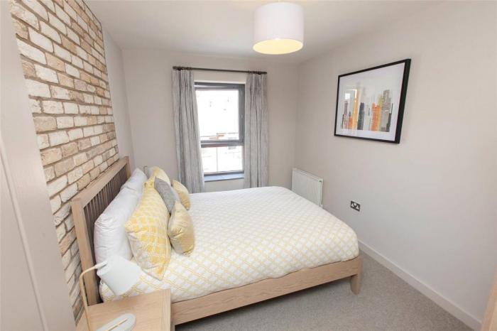 Three Bedroom Apartment, Windsor Road Residence