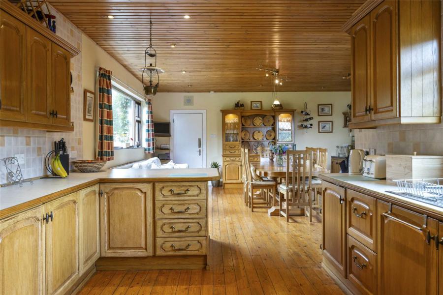 11 Ballyhartfield Road, Templepatrick
