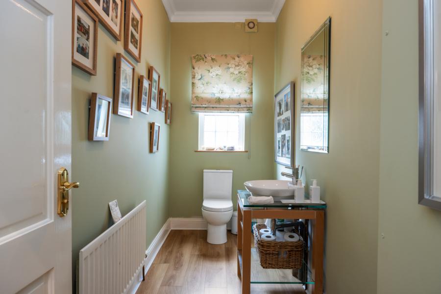33 Villa Wood Road 33 Villa Wood Road