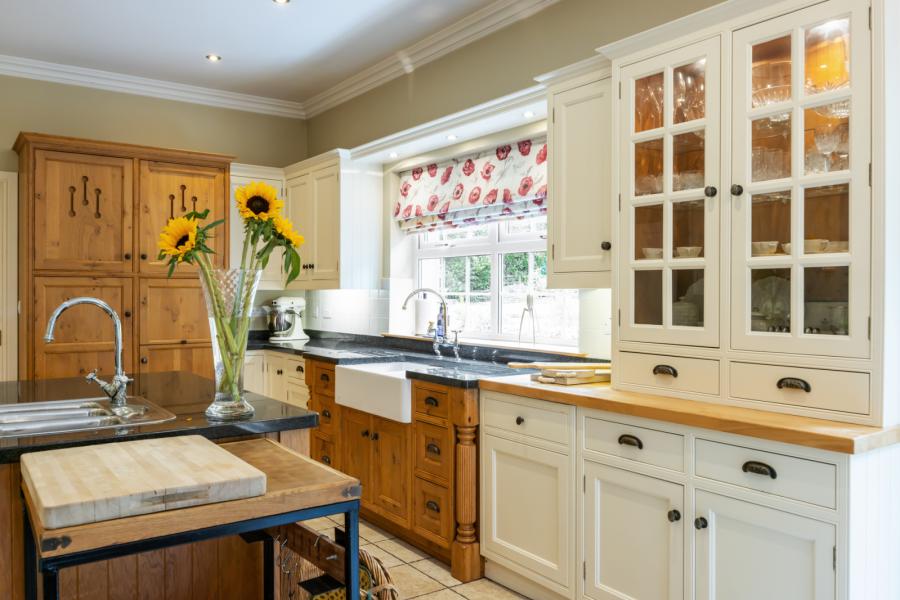 33 Villa Wood Road 33 Villa Wood Road