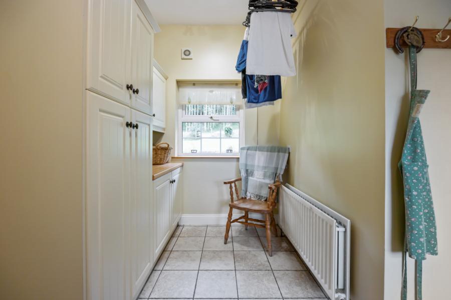 33 Villa Wood Road 33 Villa Wood Road