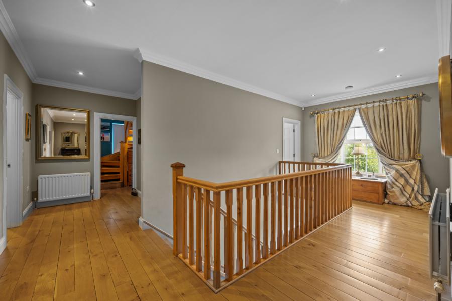 33 Villa Wood Road
