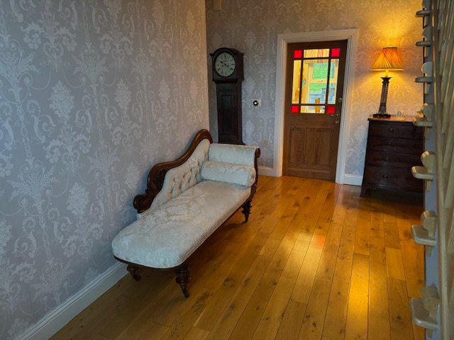 33 Villa Wood Road 33 Villa Wood Road