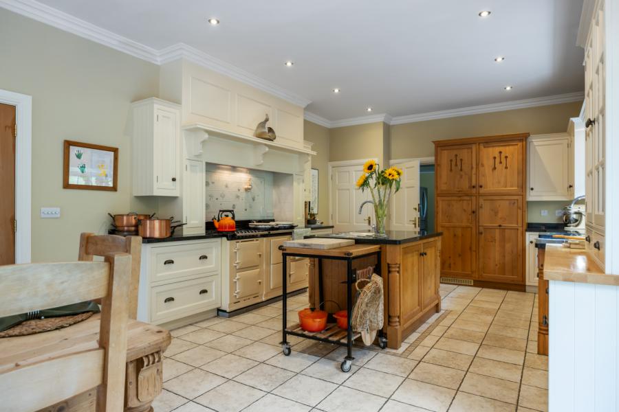 33 Villa Wood Road