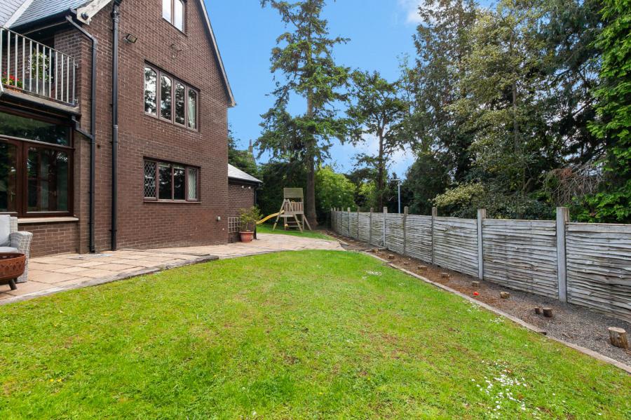 4 Malone Grange