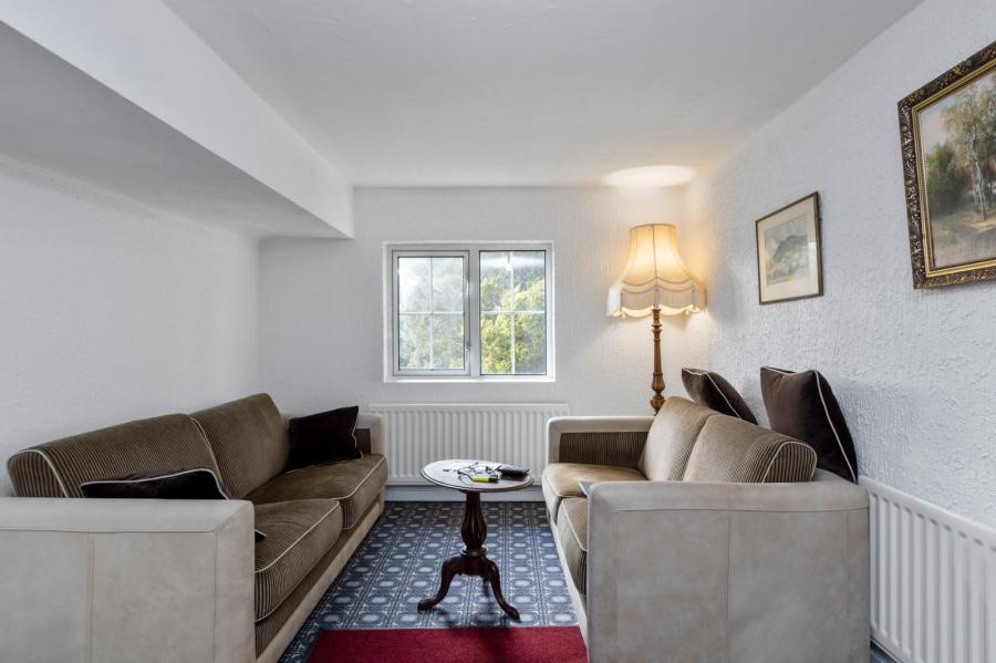 Ballyearl House, 39 Ballynure Road
