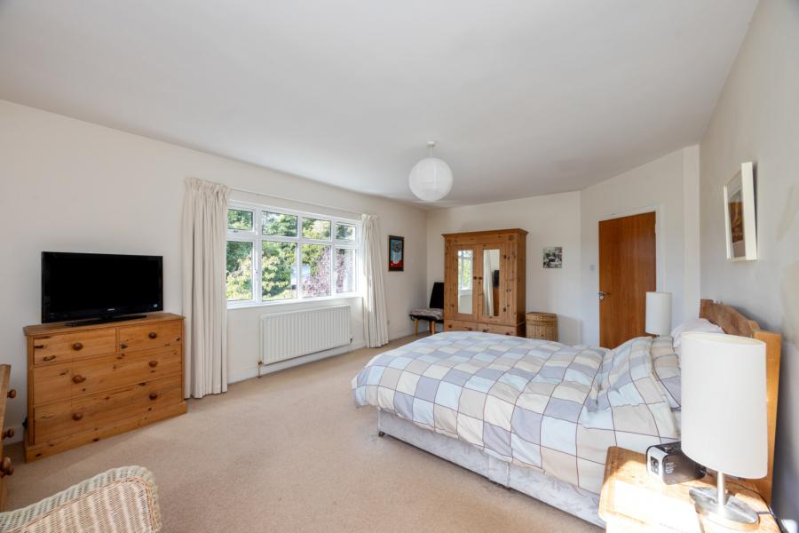 7 Seafields Avenue
