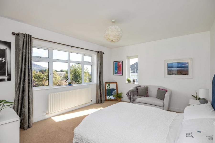 7 Seafields Avenue