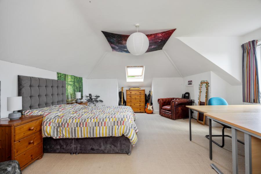 7 Seafields Avenue