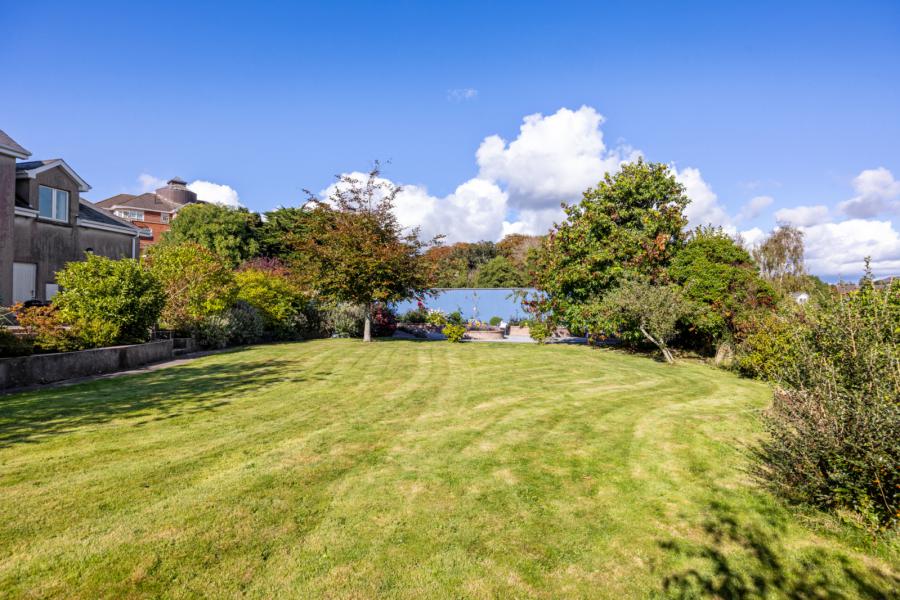 7 Seafields Avenue