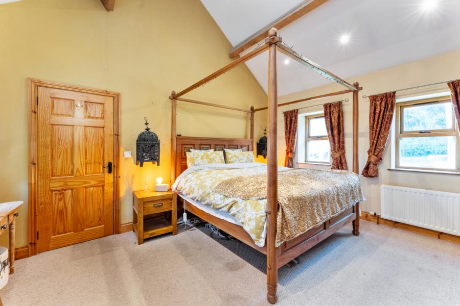 The Old Coach House, 26a Bailliesmills Road