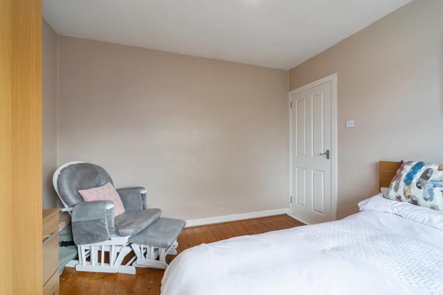 56 Glenholm Crescent